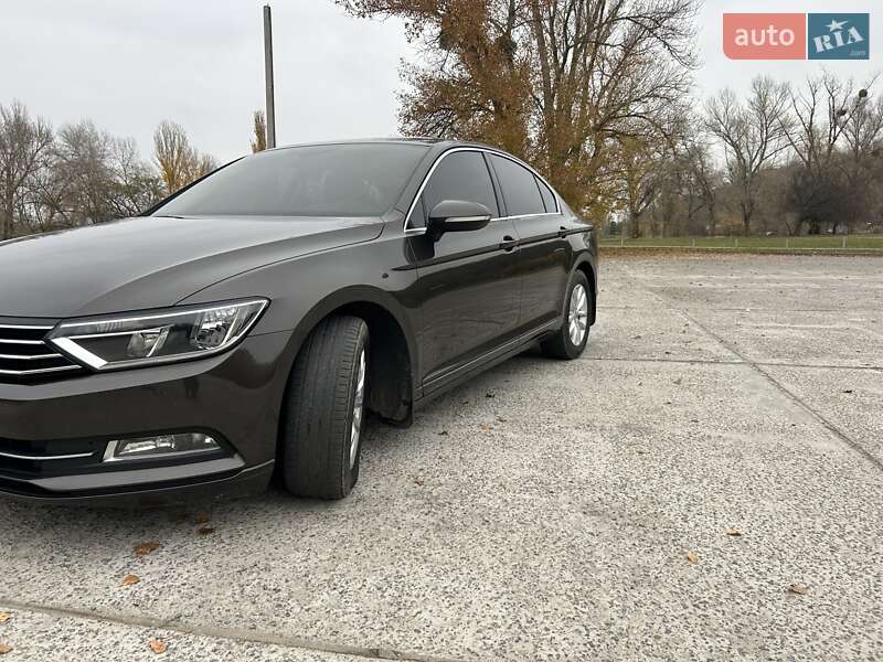 Седан Volkswagen Passat 2017 в Каневе фото 21 Седан Volkswagen Passat 2017 в Каневе