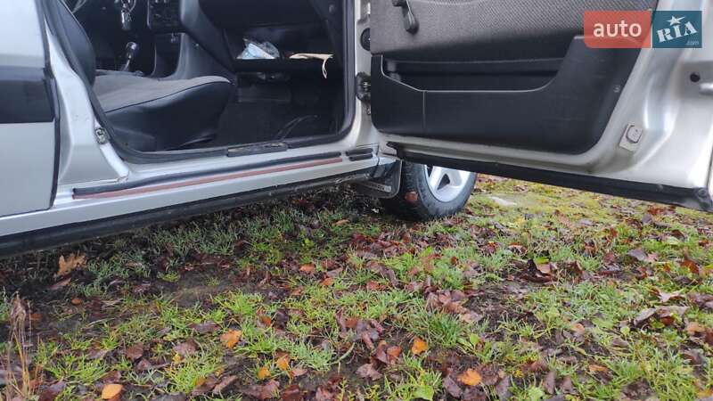 Седан Volkswagen Passat 1990 в Жидачове фото 31 Седан Volkswagen Passat 1990 в Жидачове