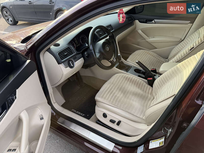 Седан Volkswagen Passat 2013 в Білій Церкві