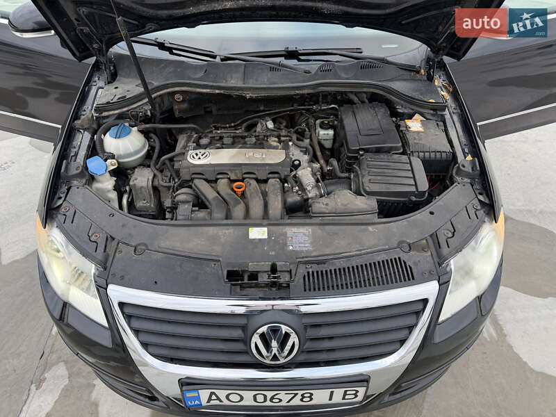 Универсал Volkswagen Passat 2006 в Звягеле