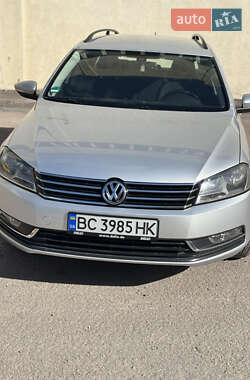 Универсал Volkswagen Passat 2011 в Львове