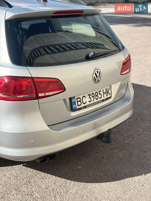 Универсал Volkswagen Passat 2011 в Львове фото 9 Универсал Volkswagen Passat 2011 в Львове