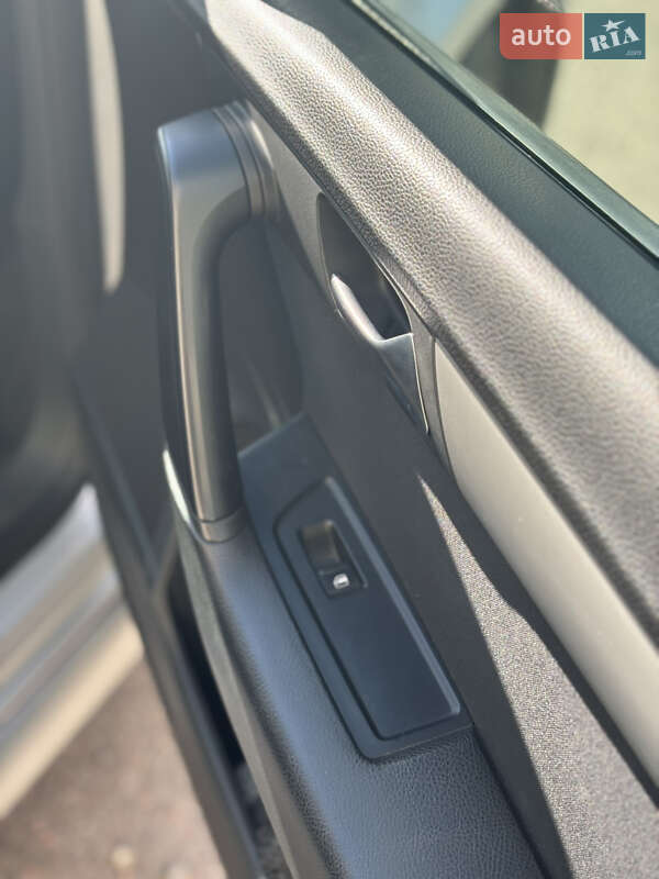 Универсал Volkswagen Passat 2011 в Львове фото 35 Универсал Volkswagen Passat 2011 в Львове