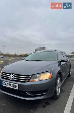 Седан Volkswagen Passat 2012 в Киеве