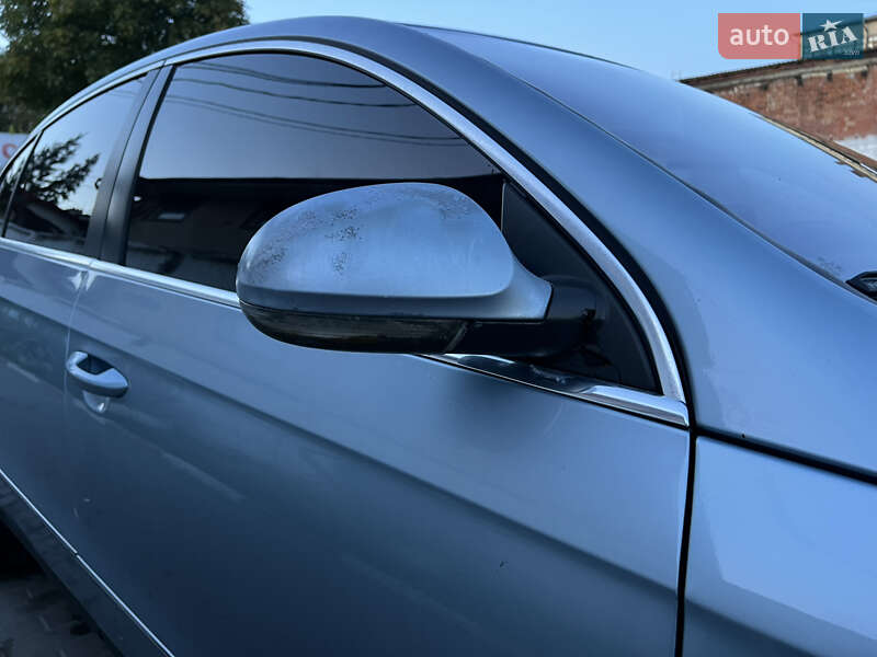 Седан Volkswagen Passat 2005 в Чернівцях