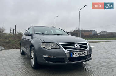 Универсал Volkswagen Passat 2006 в Яворове