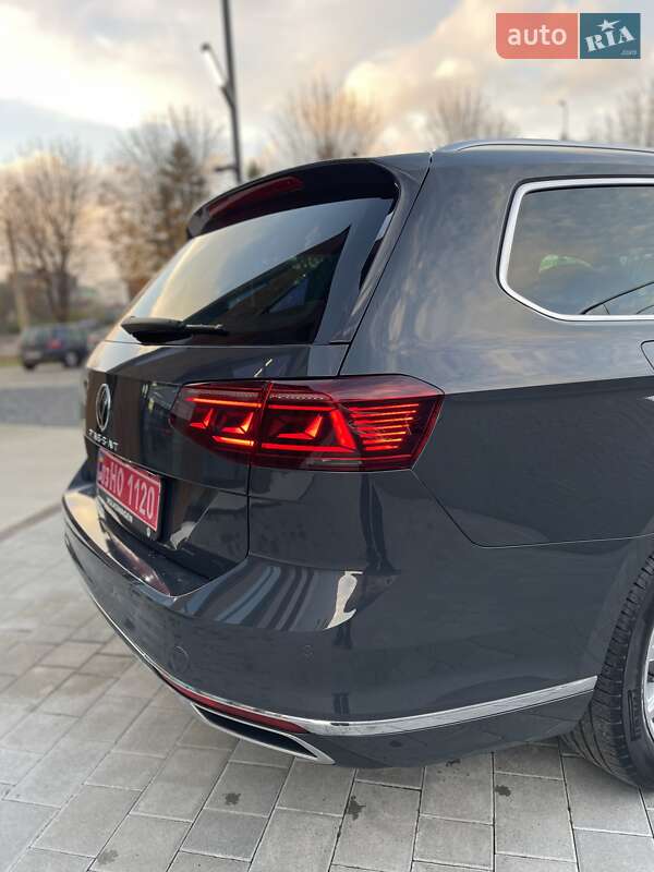 Универсал Volkswagen Passat 2021 в Луцке фото 16 Универсал Volkswagen Passat 2021 в Луцке