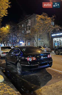 Седан Volkswagen Passat 2007 в Кременчуці