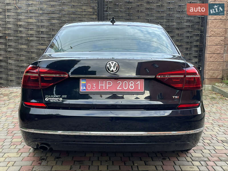 Седан Volkswagen Passat 2018 в Луцке