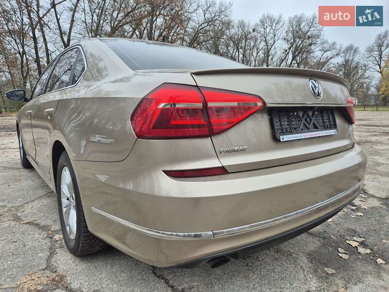 Седан Volkswagen Passat 2016 в Сумах