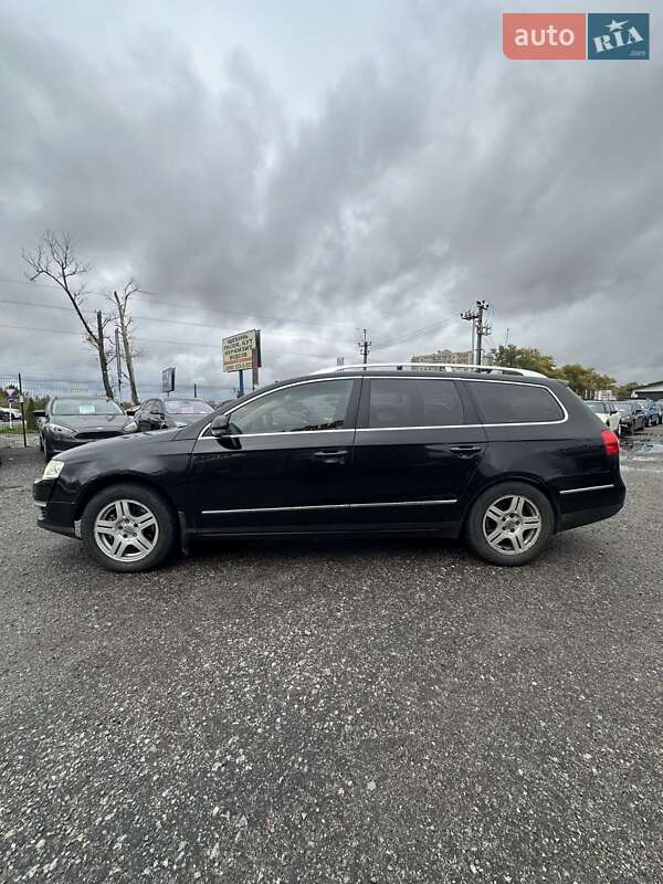 Универсал Volkswagen Passat 2009 в Белогородке