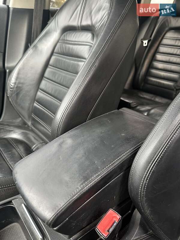 Универсал Volkswagen Passat 2009 в Белогородке