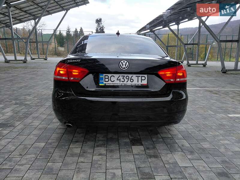 Седан Volkswagen Passat 2012 в Львове