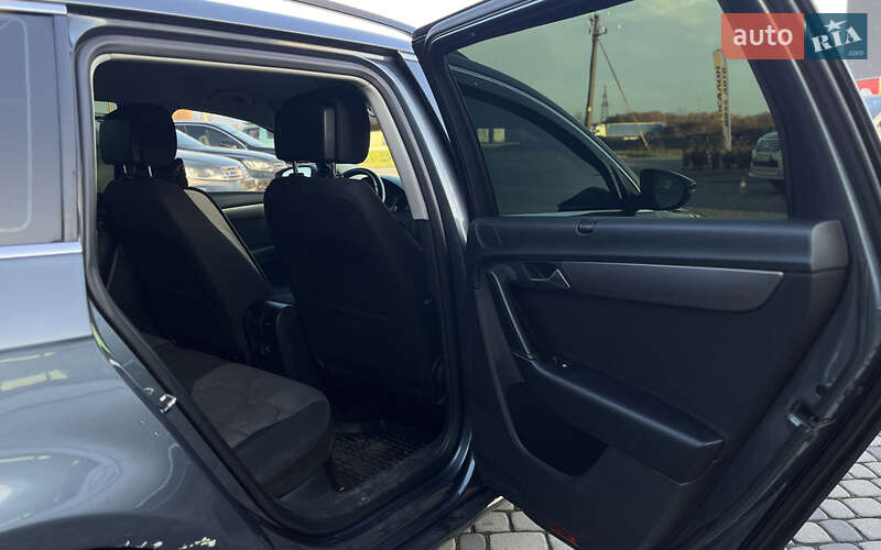 Універсал Volkswagen Passat 2012 в Мукачевому