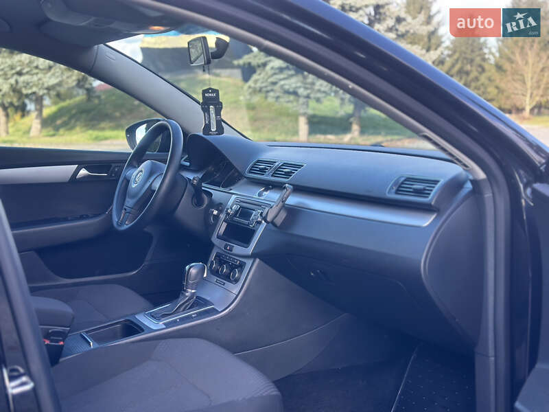 Седан Volkswagen Passat 2013 в Дубно фото 53 Седан Volkswagen Passat 2013 в Дубно