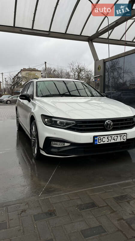 Универсал Volkswagen Passat 2019 в Шепетовке фото 3 Универсал Volkswagen Passat 2019 в Шепетовке