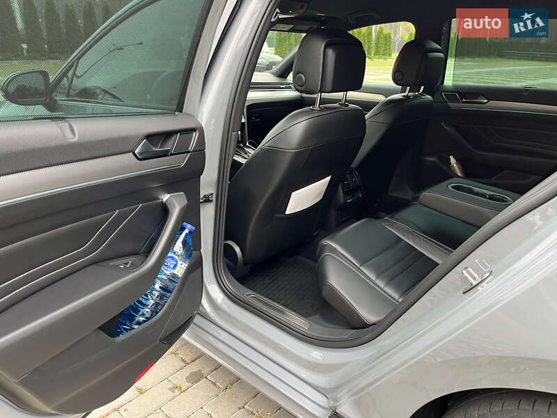 Универсал Volkswagen Passat 2019 в Харькове фото 20 Универсал Volkswagen Passat 2019 в Харькове