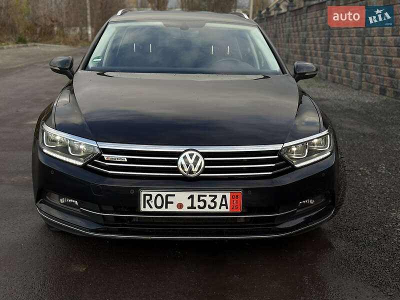 Универсал Volkswagen Passat 2016 в Ровно фото 2 Универсал Volkswagen Passat 2016 в Ровно