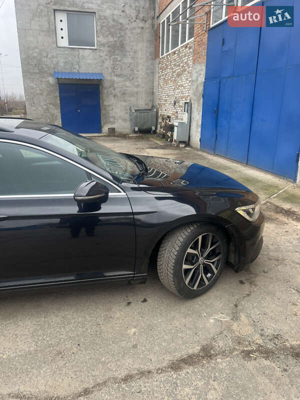 Универсал Volkswagen Passat 2018 в Лохвице