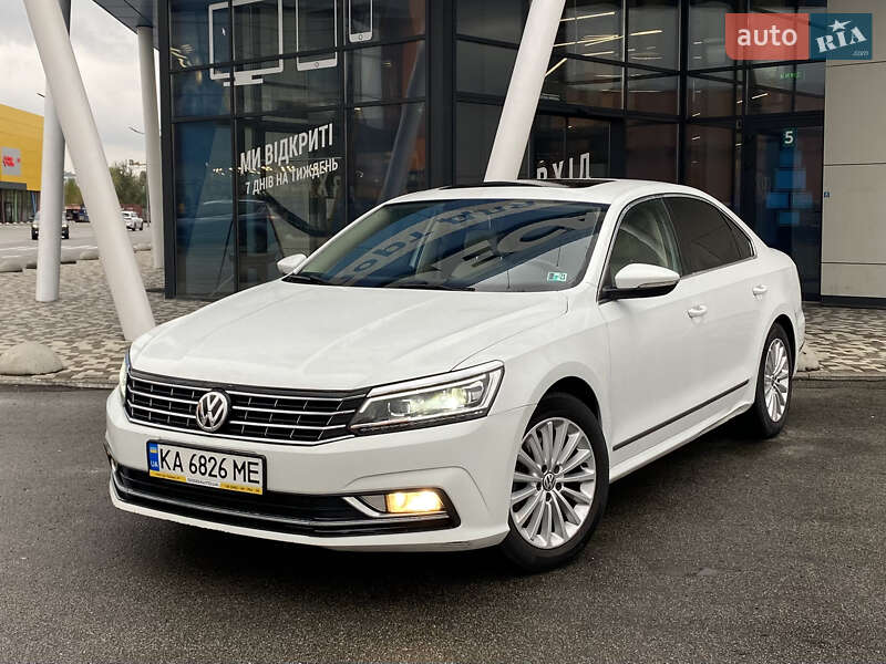 Седан Volkswagen Passat 2017 в Киеве