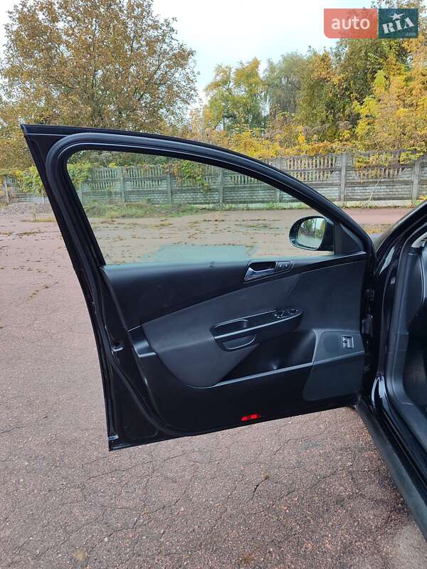 Универсал Volkswagen Passat 2006 в Бердичеве фото 42 Универсал Volkswagen Passat 2006 в Бердичеве