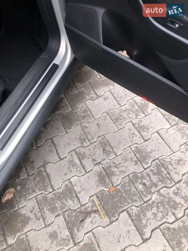 Универсал Volkswagen Passat 2009 в Звягеле