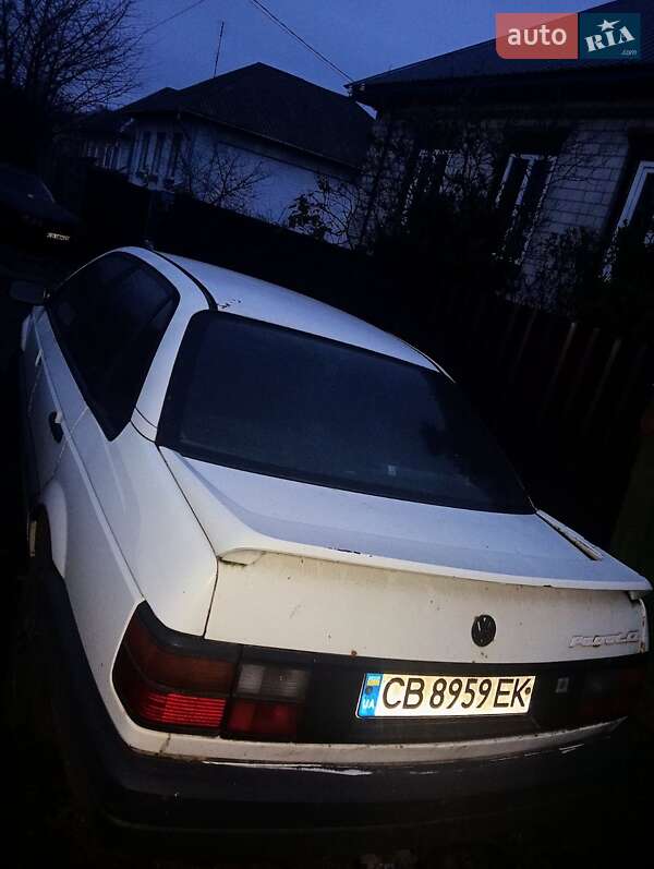 Седан Volkswagen Passat 1989 в Нежине