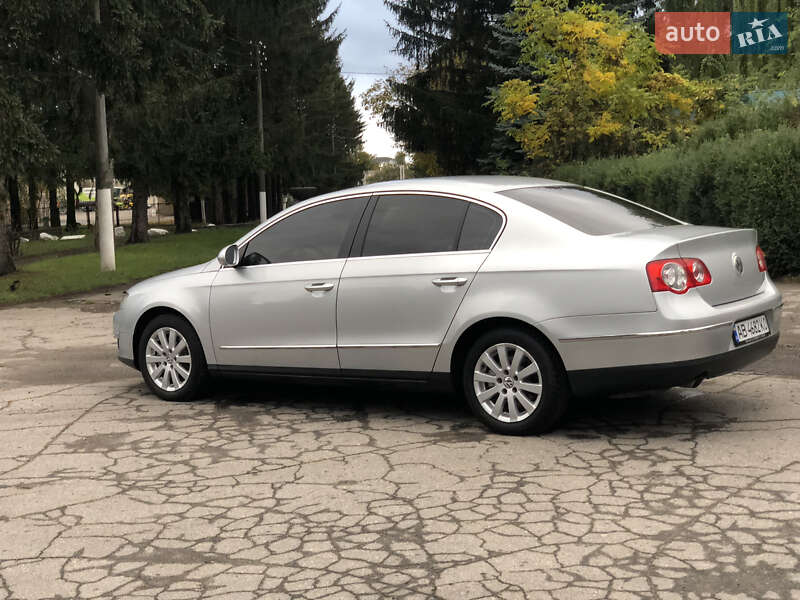 Седан Volkswagen Passat 2005 в Умани