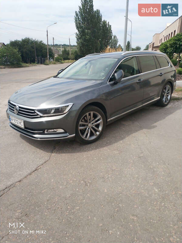 Универсал Volkswagen Passat 2017 в Запорожье