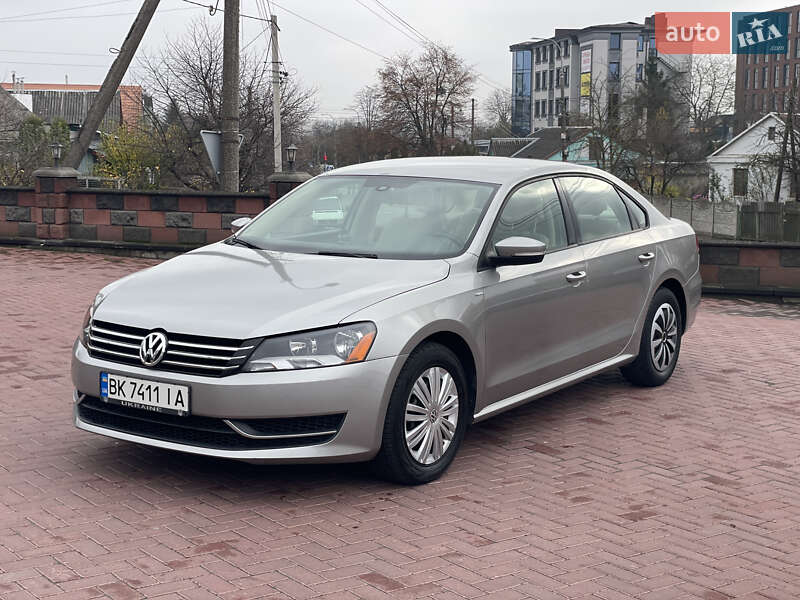 Volkswagen Passat 2013 Volkswagen Passat 2013