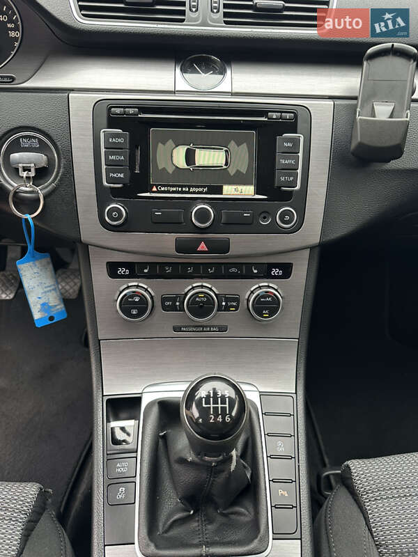 Универсал Volkswagen Passat 2013 в Сваляве