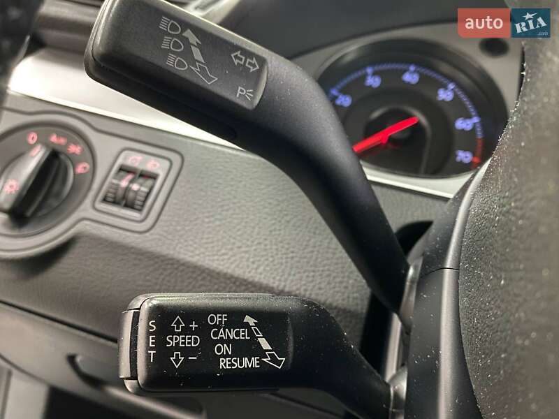 Универсал Volkswagen Passat 2008 в Киеве