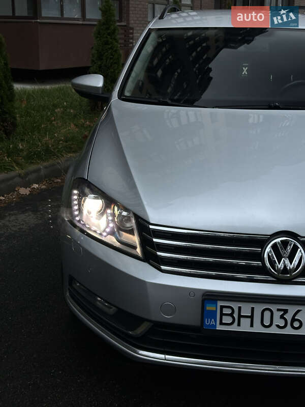 Универсал Volkswagen Passat 2011 в Чернигове