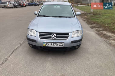 Седан Volkswagen Passat 2001 в Харькове