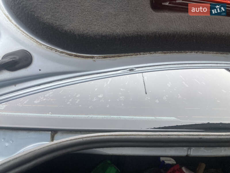 Седан Volkswagen Passat 2001 в Харькове