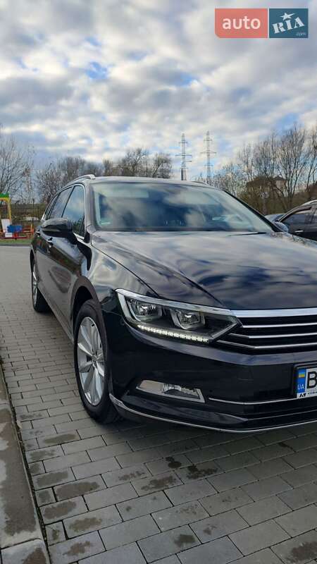 Універсал Volkswagen Passat 2018 в Львові