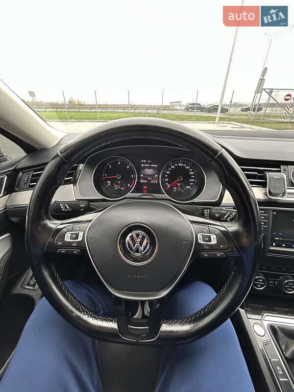 Универсал Volkswagen Passat 2016 в Борисполе