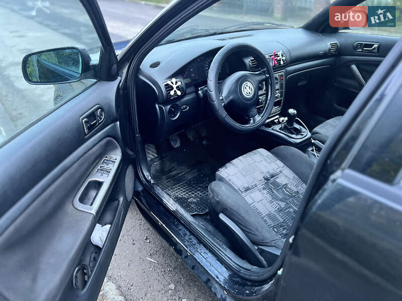 Универсал Volkswagen Passat 1997 в Городке