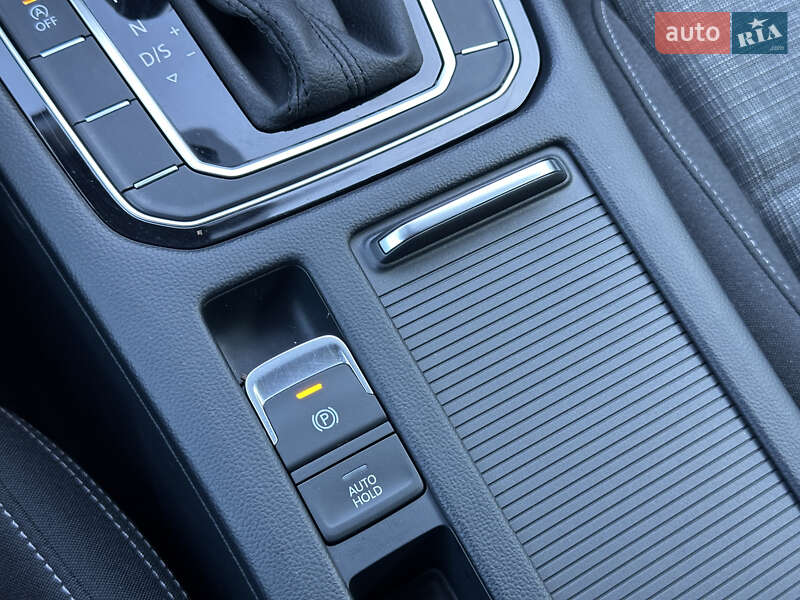 Универсал Volkswagen Passat 2021 в Ковеле