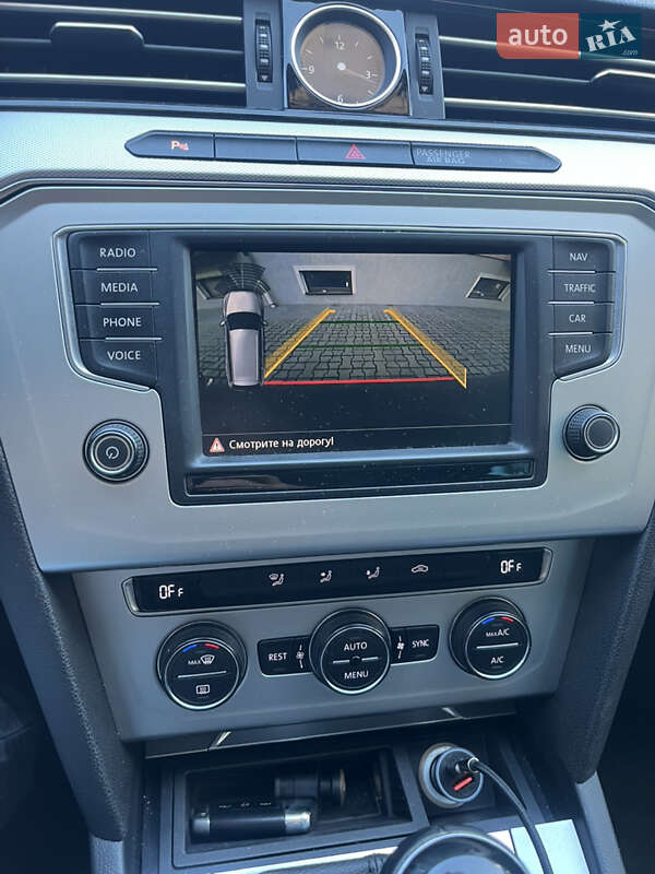 Универсал Volkswagen Passat 2016 в Ужгороде фото 16 Универсал Volkswagen Passat 2016 в Ужгороде