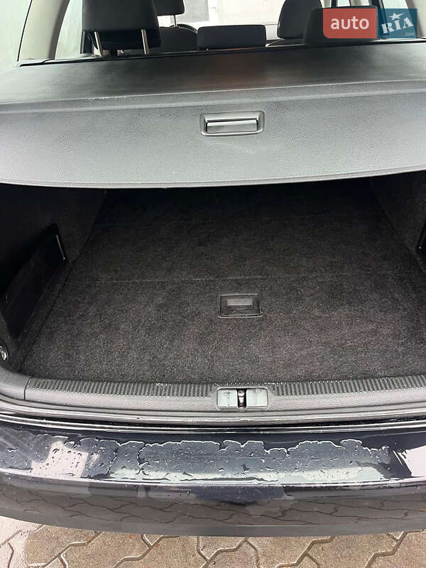 Універсал Volkswagen Passat 2010 в Луцьку