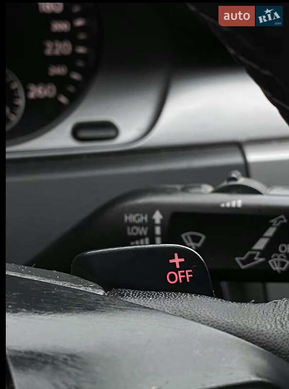 Універсал Volkswagen Passat 2011 в Хусті