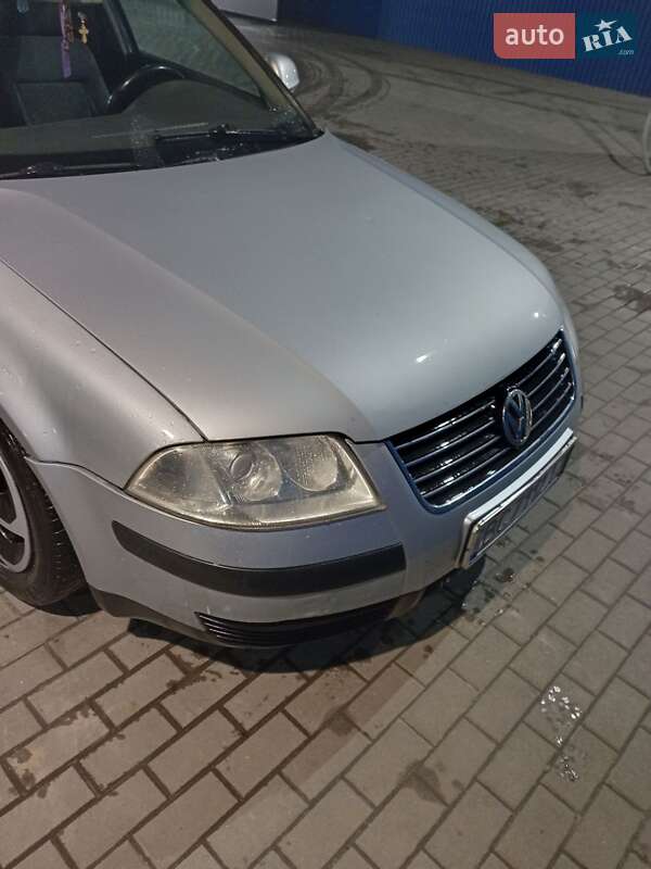 Volkswagen Passat 2004 Volkswagen Passat 2004