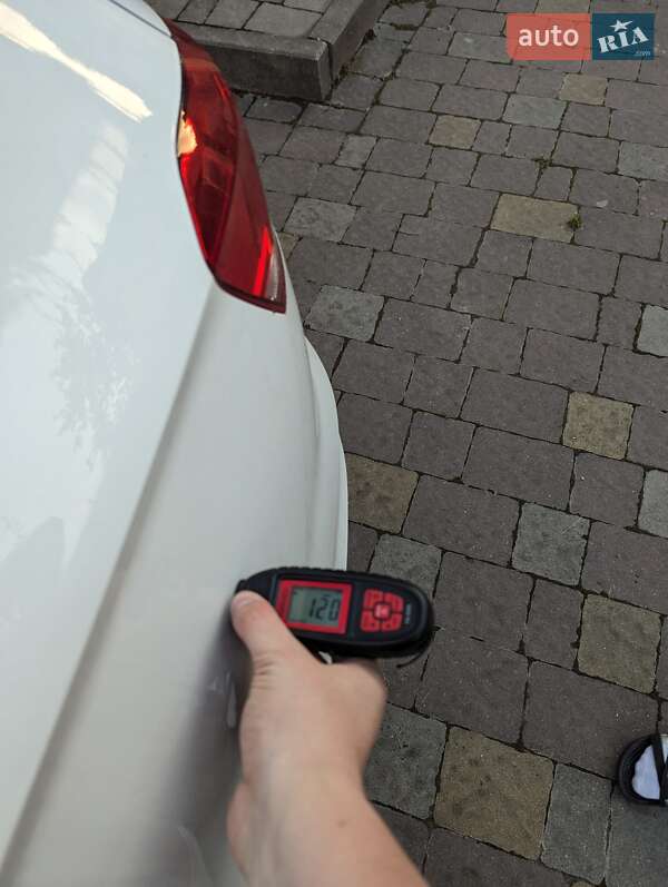 Универсал Volkswagen Passat 2017 в Львове