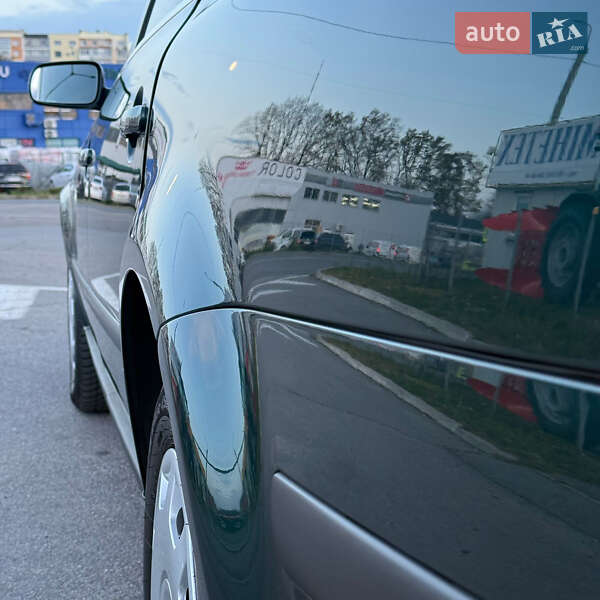 Седан Volkswagen Passat 2003 в Виннице фото 97 Седан Volkswagen Passat 2003 в Виннице