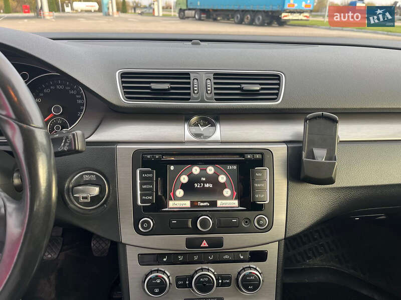 Универсал Volkswagen Passat 2012 в Ковеле