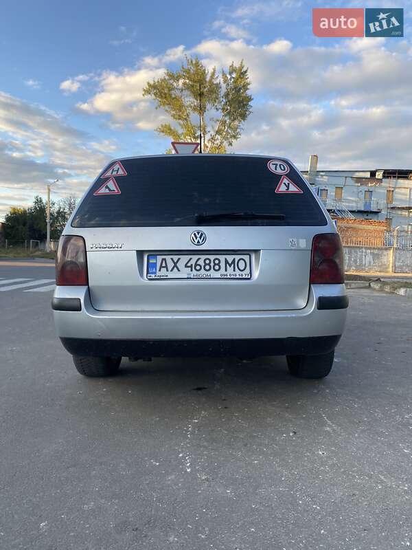 Универсал Volkswagen Passat 2000 в Харькове