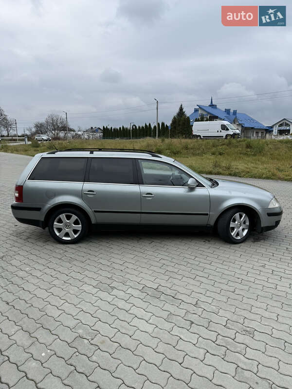 Универсал Volkswagen Passat 2004 в Львове