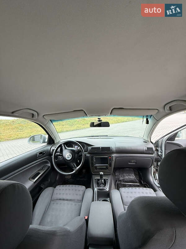 Универсал Volkswagen Passat 2004 в Львове