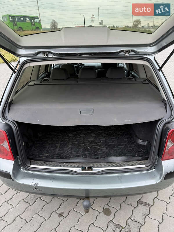 Универсал Volkswagen Passat 2004 в Львове